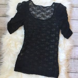 Floral Lace Express Top Ruched Sleeves